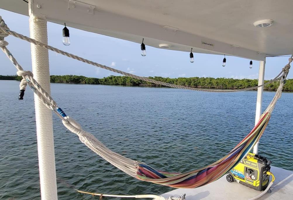 Beautiful Houseboat In Key West Hotel Buitenkant foto