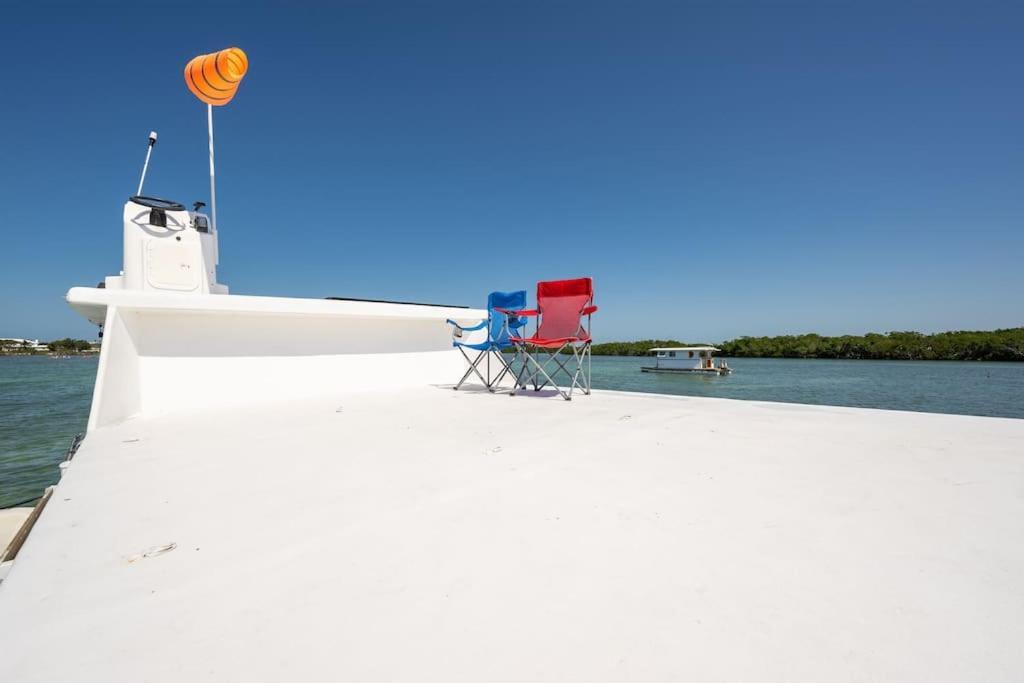 Beautiful Houseboat In Key West Hotel Buitenkant foto