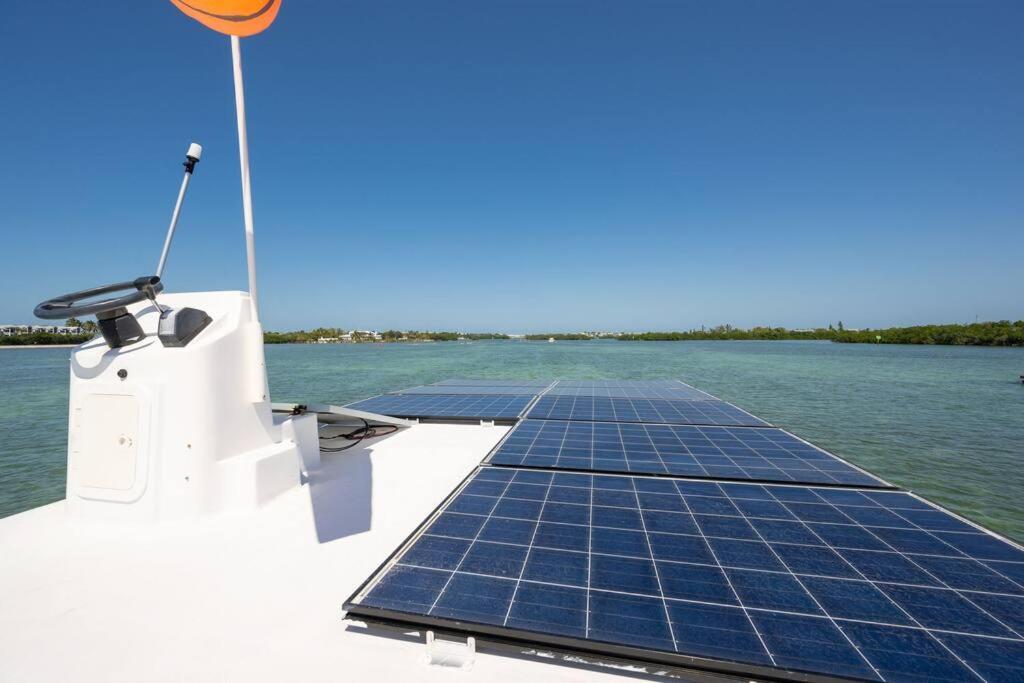 Beautiful Houseboat In Key West Hotel Buitenkant foto
