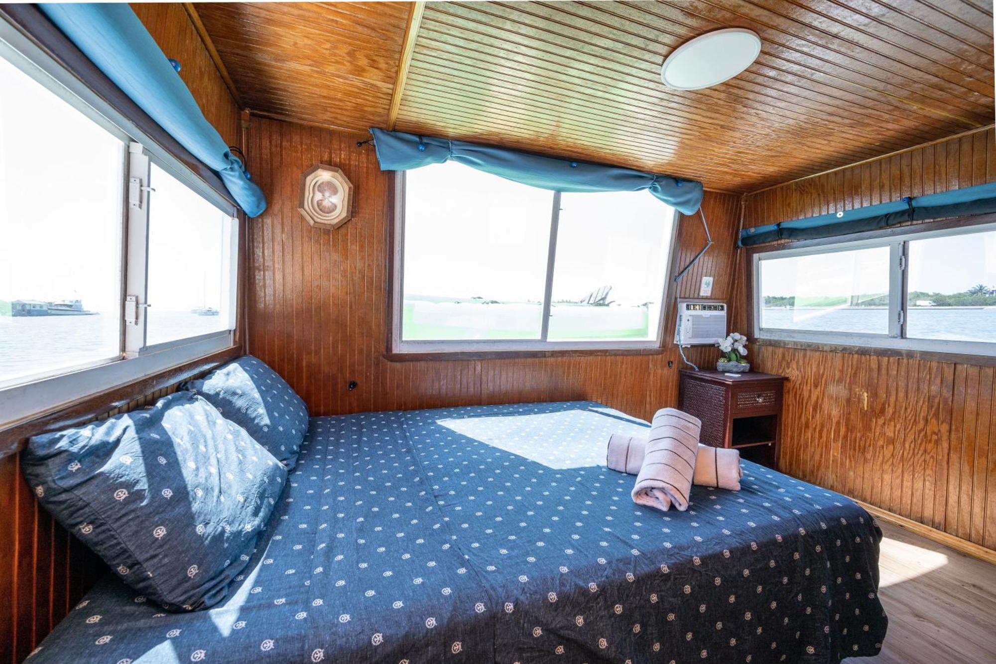 Beautiful Houseboat In Key West Hotel Buitenkant foto
